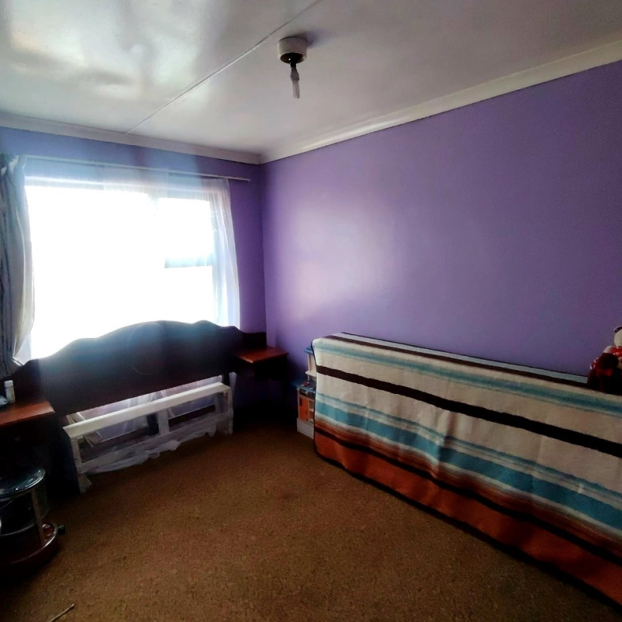 6 Bedroom Property for Sale in Mdantsane Nu 17 Eastern Cape